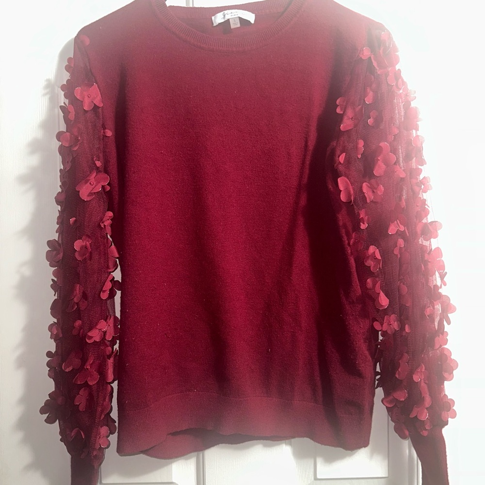 Sioni Burgundy Sweater with Floral Sleeves